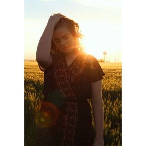 Meet your Posher, Lorien